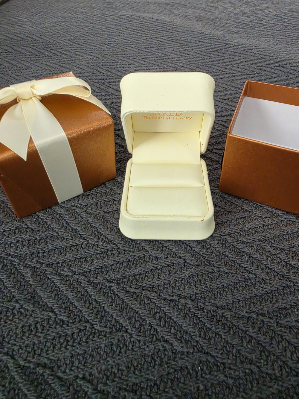 Jared Cream Jewelry Gift Box Set with Bow Replacement Box